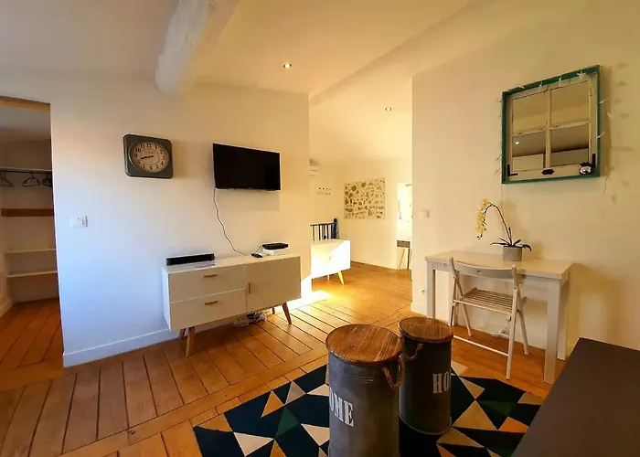 Freshly Tastefully Renovated In Heart Of Old Apartment Antibes