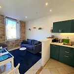 Freshly Tastefully Renovated In Heart Of Old Antibes