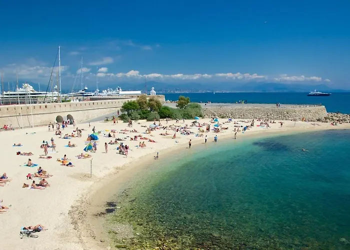 Lägenhet Freshly Tastefully Renovated In Heart Of Old Antibes